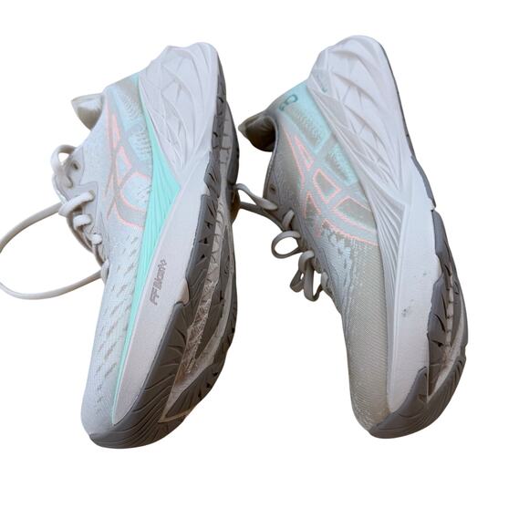 Asics Novablast 4 cushioned Running Shoes Daily Trainer Oatmeal Seafoam Size 9.5 - Picture 4 of 16